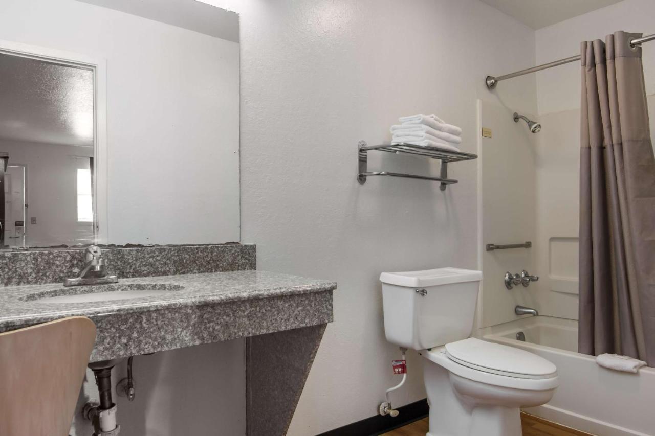 Motel 6-Atlanta, Tx 외부 사진